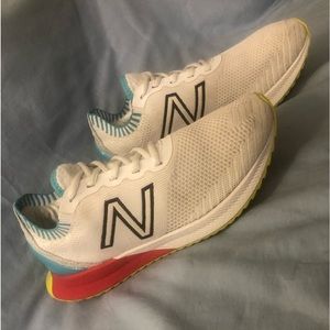 New Balance Men’s Sz 10 FuelCell Echo Running Shoes MFCECSW. $25